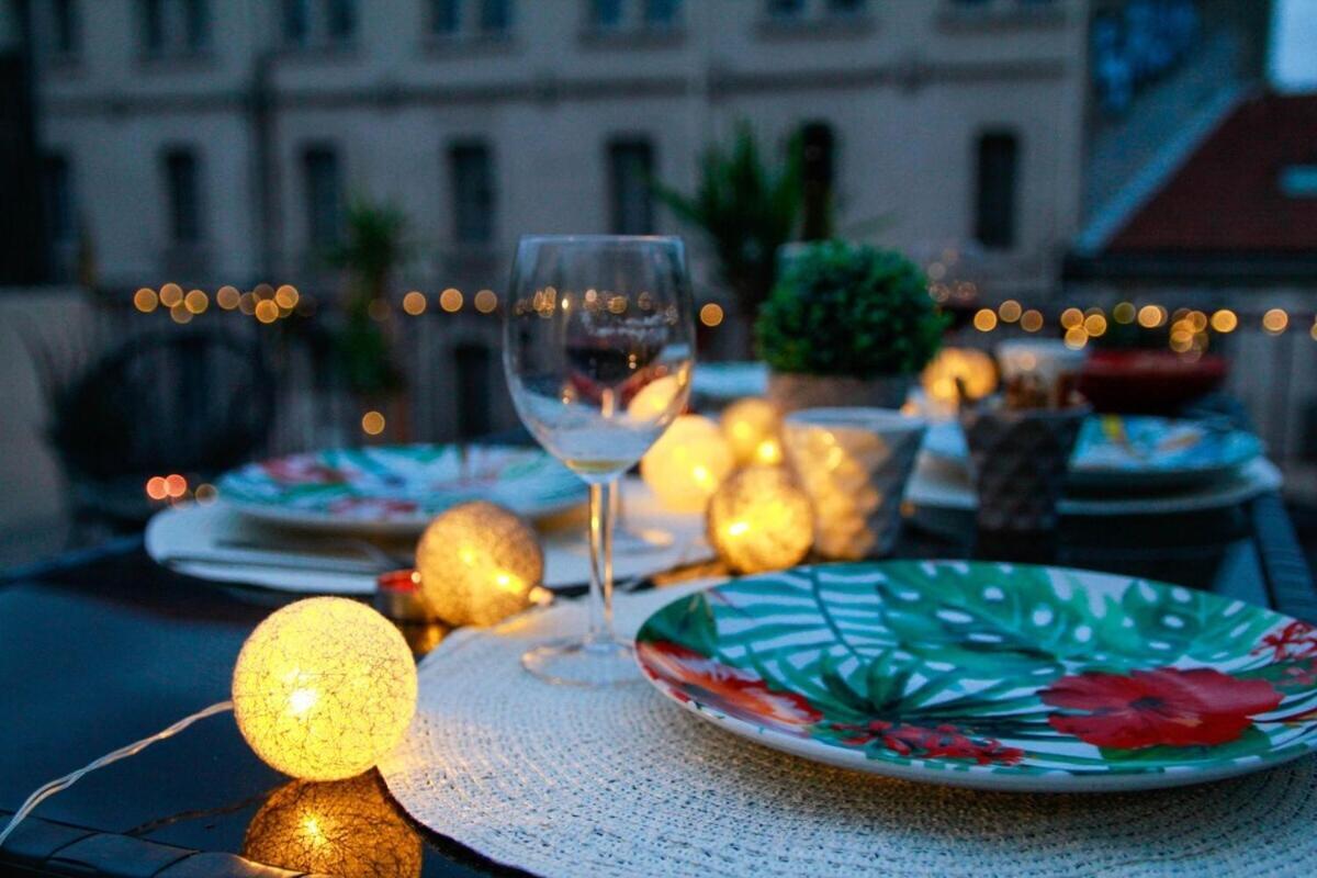 L'Amoureux - Terrasse Et Climatisation Coeur De Ville Montpellier Eksteriør billede